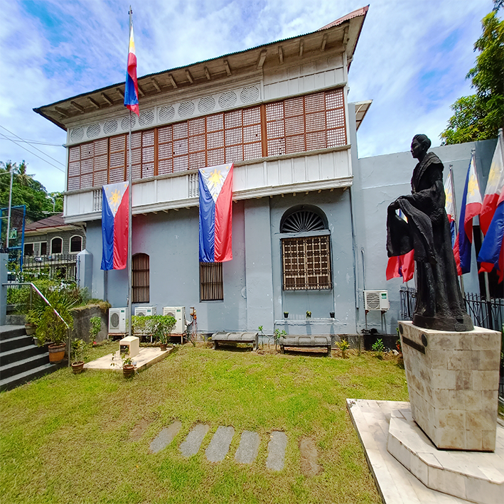 tour guiding script in batangas